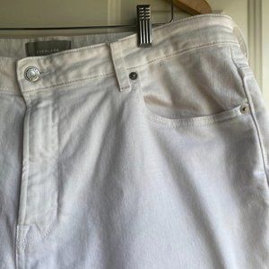 Everlane Curvy Cheeky Jean